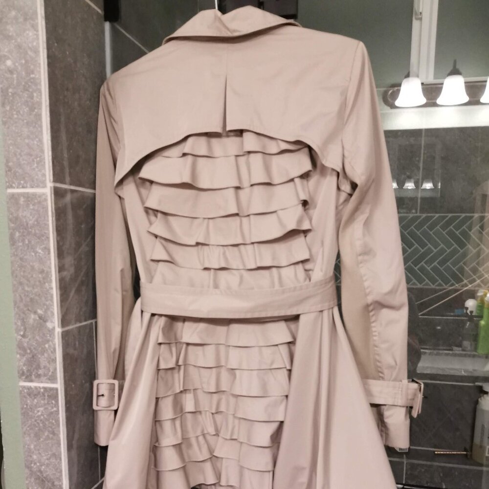 BCBG Maxazaria Ophelia womens ruffle back belted trench coat